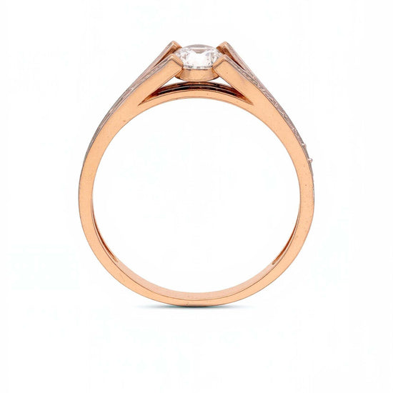 Spindintis deimantinis žiedas iš rožinio aukso