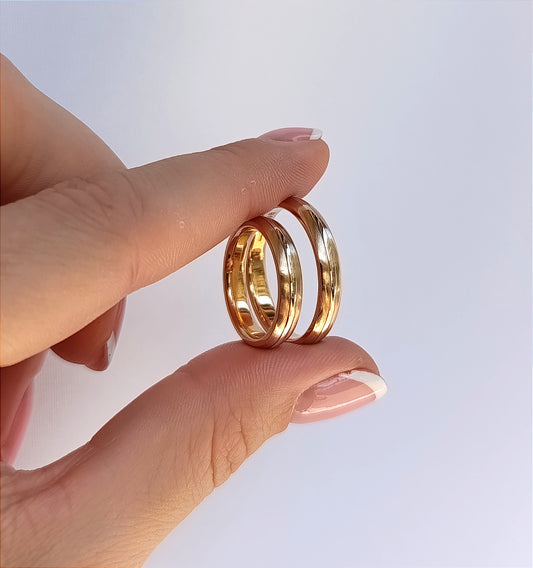 Ploni 4 mm vestuviniai žiedai su balto aukso juostele centre