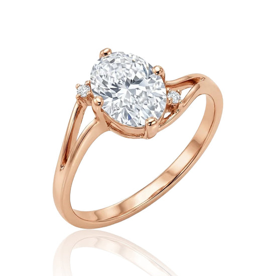 auksinis ziedas su dideliu akmeniu