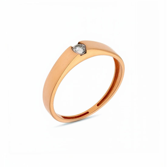 Rožinio aukso žiedas su subtiliai įstatytu cirkoniu