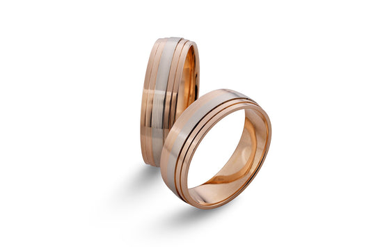 Dviejų spalvų vestuviniai žiedai, 6 mm, balto aukso juosta centre ir trys griovelių linijos